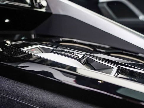 New 2025 Audi Q5 Premium Plus image 25