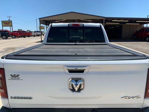 Used 2019 RAM 1500 Laramie AWD/4WD image 26