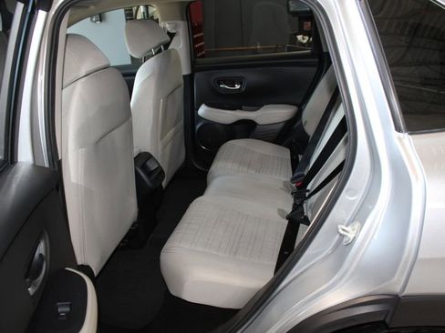 Used 2025 Honda HR-V LX image 17