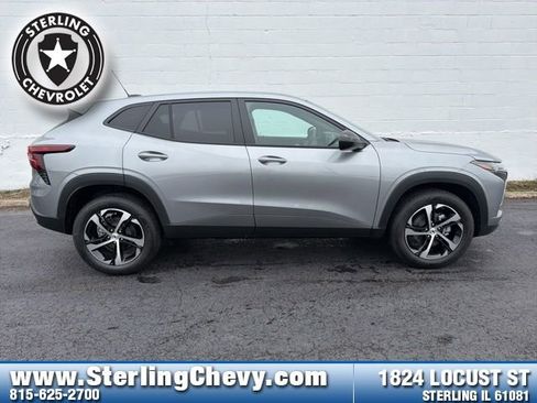 New 2026 Chevrolet Trax RS FWD image 6