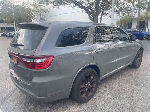 Certified 2021 Dodge Durango SXT image 4