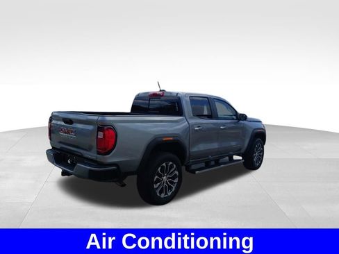 Used 2023 GMC Canyon Denali AWD/4WD image 9