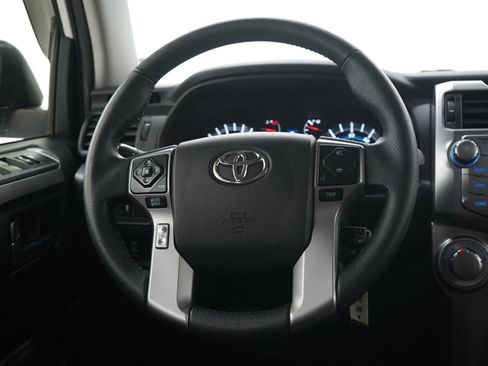 Used 2019 Toyota 4Runner SR5 image 15