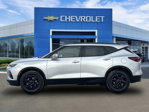 Certified 2021 Chevrolet Blazer LT image 2