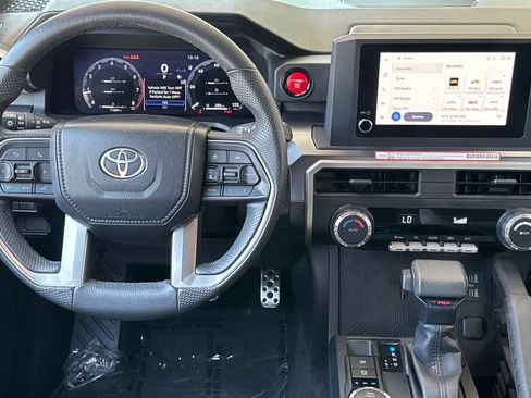 Certified 2025 Toyota Tacoma TRD Sport AWD/4WD image 18