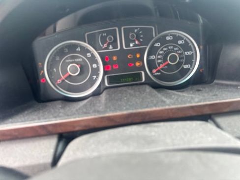 Used 2009 Ford Taurus SE FWD image 14