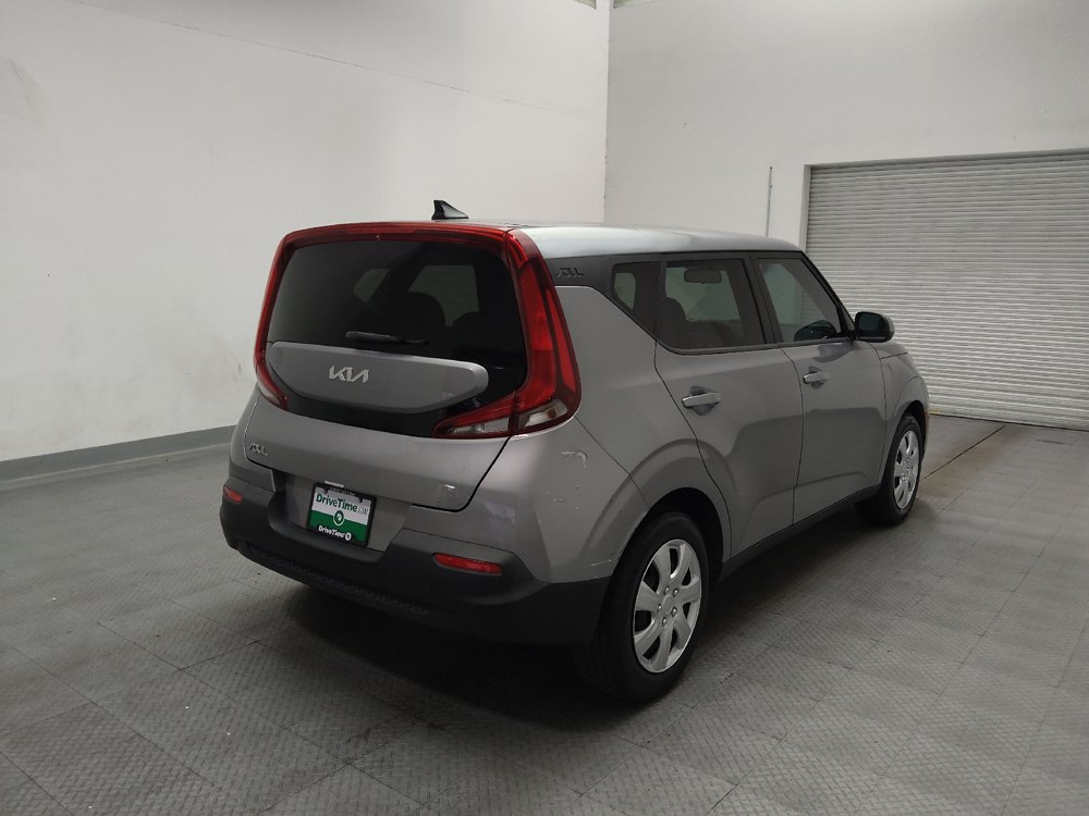 Used 2022 Kia Soul LX FWD image 9