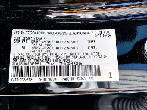 Used 2024 Toyota Tacoma TRD Off-Road w/ TRD Off Road Upgrade Package image 16