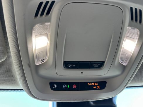 Used 2023 Buick Envision Essence FWD image 23