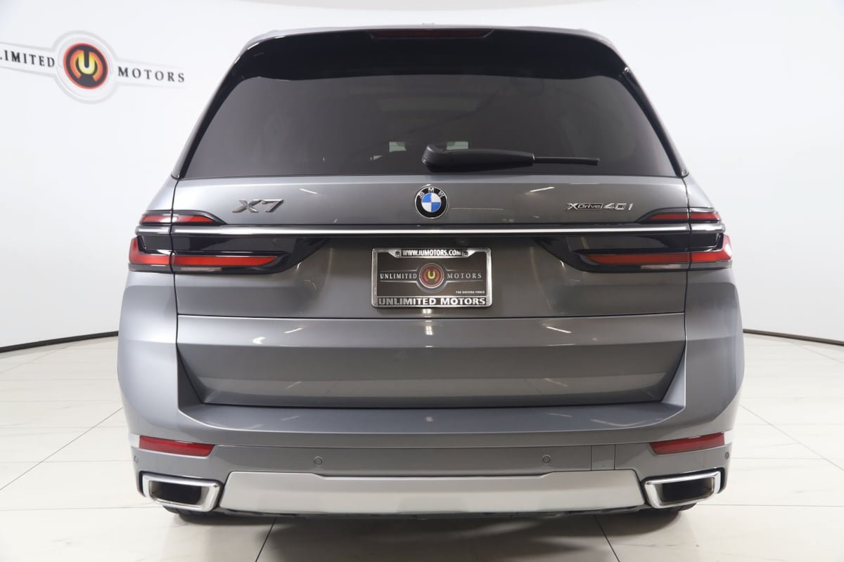 Used 2024 BMW X7 xDrive40i AWD/4WD image 54