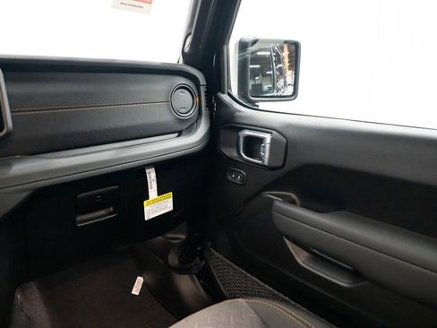 New 2026 Jeep Gladiator Mojave image 10