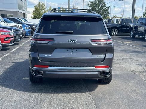 Used 2023 Jeep Grand Cherokee L Summit AWD/4WD image 5