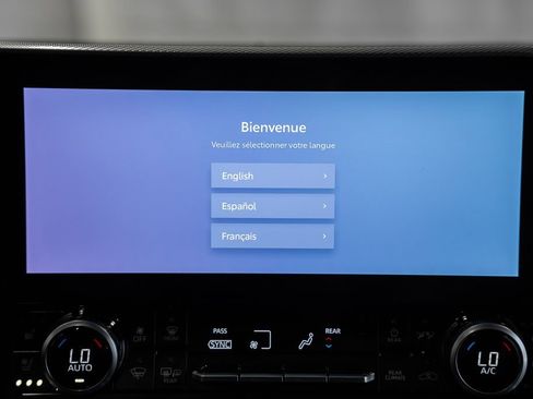 New 2026 Toyota Highlander Platinum image 23