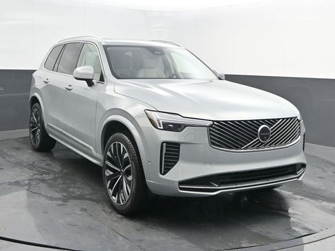 New 2026 Volvo XC90 B6 Ultra w/ Protection Package AWD/4WD image 9