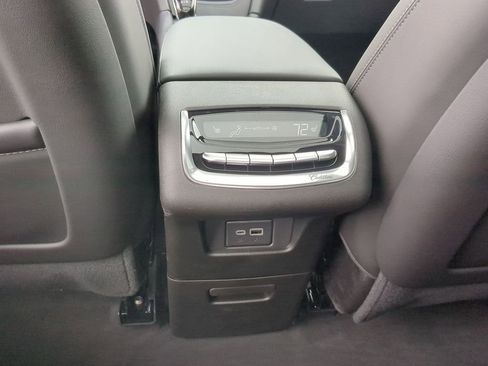 New 2024 Cadillac XT6 Sport w/ Technology Package image 22