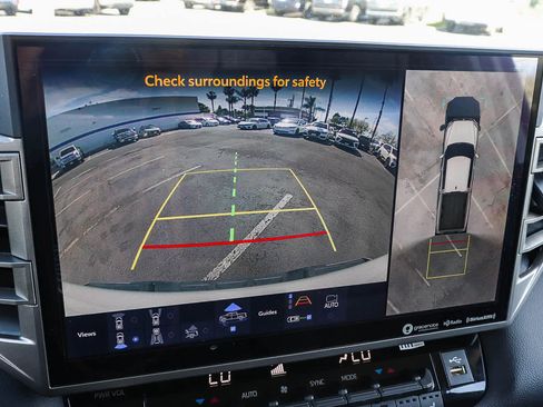 Used 2023 Toyota Tundra Limited image 31