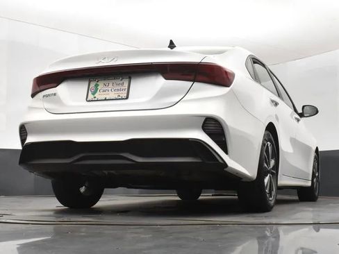Used 2024 Kia Forte LXS image 13
