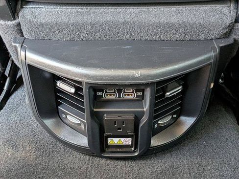 Used 2023 RAM 2500 Laramie AWD/4WD image 17