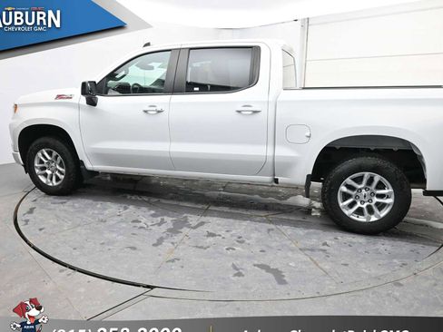 Used 2024 Chevrolet Silverado 1500 RST w/ Z71 Off-Road Package image 15