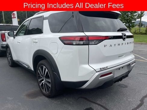 Used 2025 Nissan Pathfinder Platinum AWD/4WD image 5