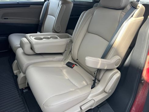 Used 2024 Honda Odyssey Touring image 34