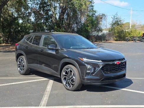 Used 2024 Chevrolet Trax RS w/ Driver Confidence Package image 14