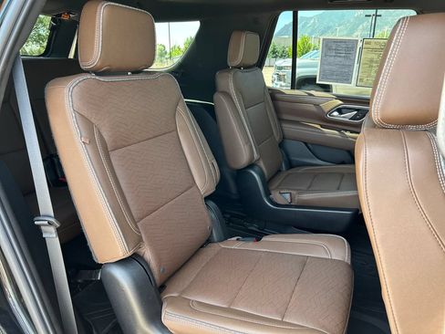 Used 2023 Chevrolet Tahoe High Country w/ Premium Package 2 AWD/4WD image 20