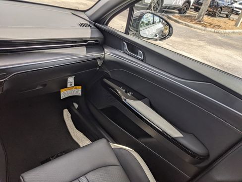 Certified 2025 Kia K5 GT-Line image 13