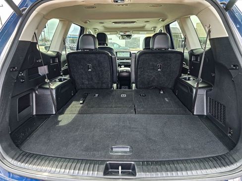 Used 2025 Kia Telluride S image 36