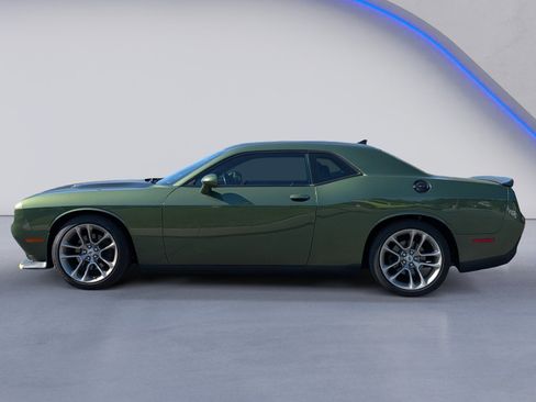 Used 2020 Dodge Challenger GT image 3