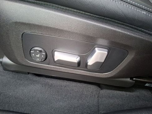 Certified 2023 BMW X3 xDrive30i w/ Convenience Package image 10