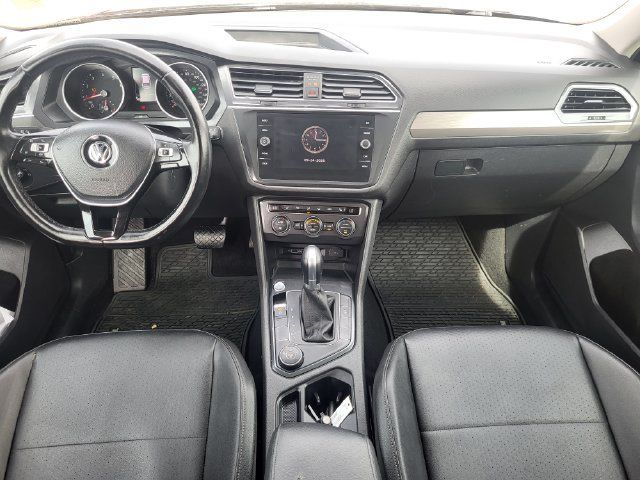 Used 2019 Volkswagen Tiguan SE w/ Panoramic Sunroof Package AWD/4WD image 24