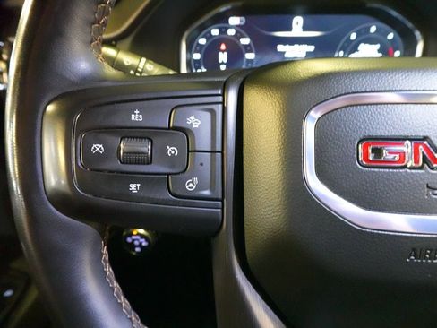 Used 2024 GMC Sierra 2500 AT4 w/ Technology Package AWD/4WD image 13