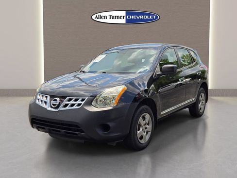 Used 2013 Nissan Rogue S FWD image 4