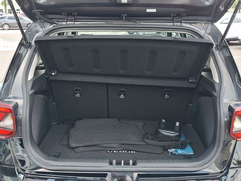 Certified 2023 Hyundai Venue SEL FWD image 29