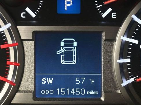 Used 2018 Toyota 4Runner Limited AWD/4WD image 17