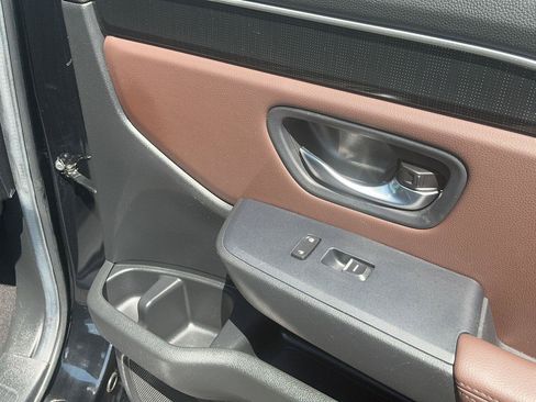 Used 2025 Honda Pilot Elite image 30