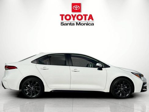 New 2026 Toyota Corolla SE FWD image 2