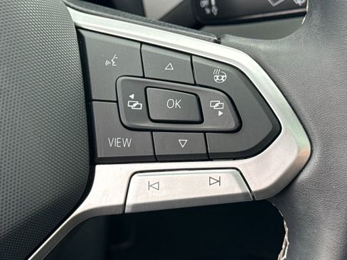 Certified 2023 Volkswagen Atlas SEL image 33