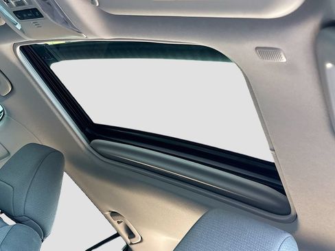 Certified 2025 Toyota RAV4 XLE w/ Convenience Package FWD image 18