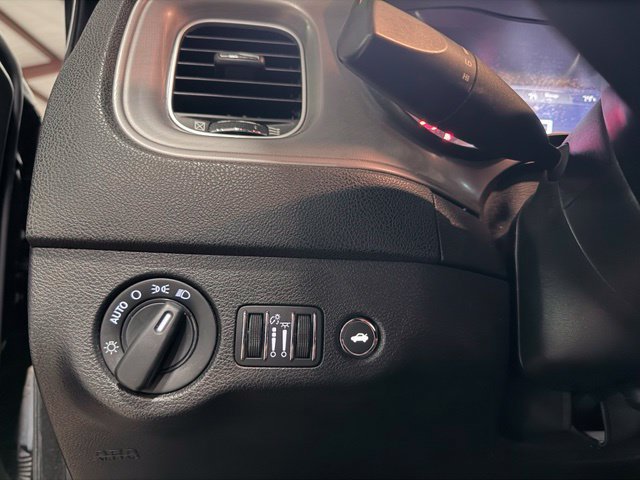 Used 2023 Dodge Charger SXT RWD image 23
