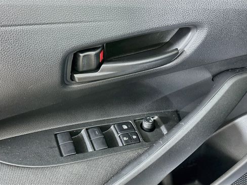 Used 2026 Toyota Corolla LE FWD image 15