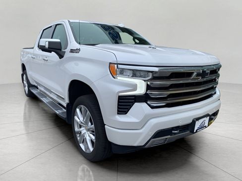 Used 2022 Chevrolet Silverado 1500 High Country image 1
