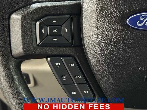 Used 2017 Ford F250 XLT w/ XLT Value Package image 41