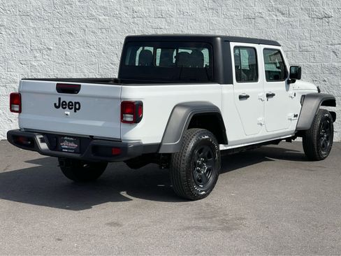New 2025 Jeep Gladiator Sport image 7