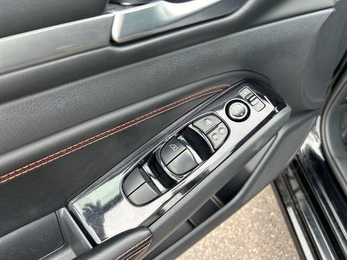 Used 2023 Nissan Altima 2.5 SR FWD image 13
