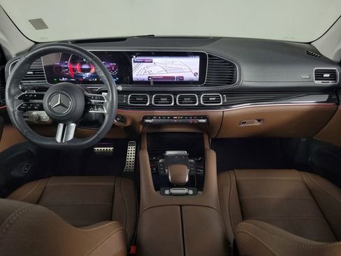 Used 2024 Mercedes-Benz GLS 450 4MATIC image 26