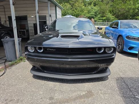 Used 2021 Dodge Challenger R/T Scat Pack RWD image 8