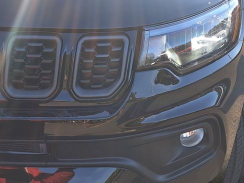 New 2026 Jeep Compass Latitude AWD/4WD image 27