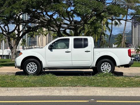 Used 2018 Nissan Frontier SV w/ Value Truck Package image 2